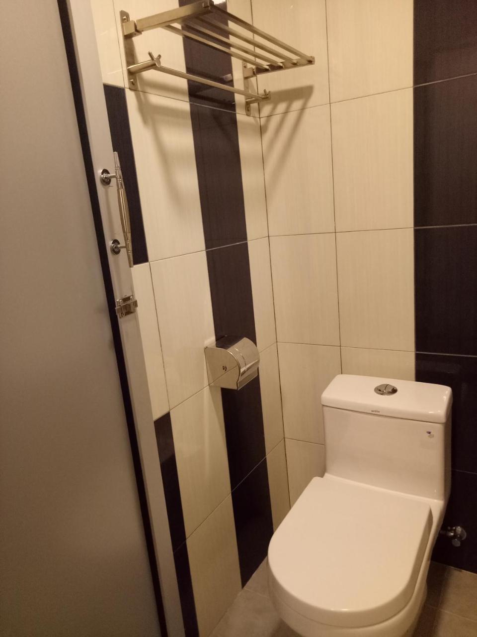 Hotel Sri Bernam Сабак Бернам Екстериор снимка