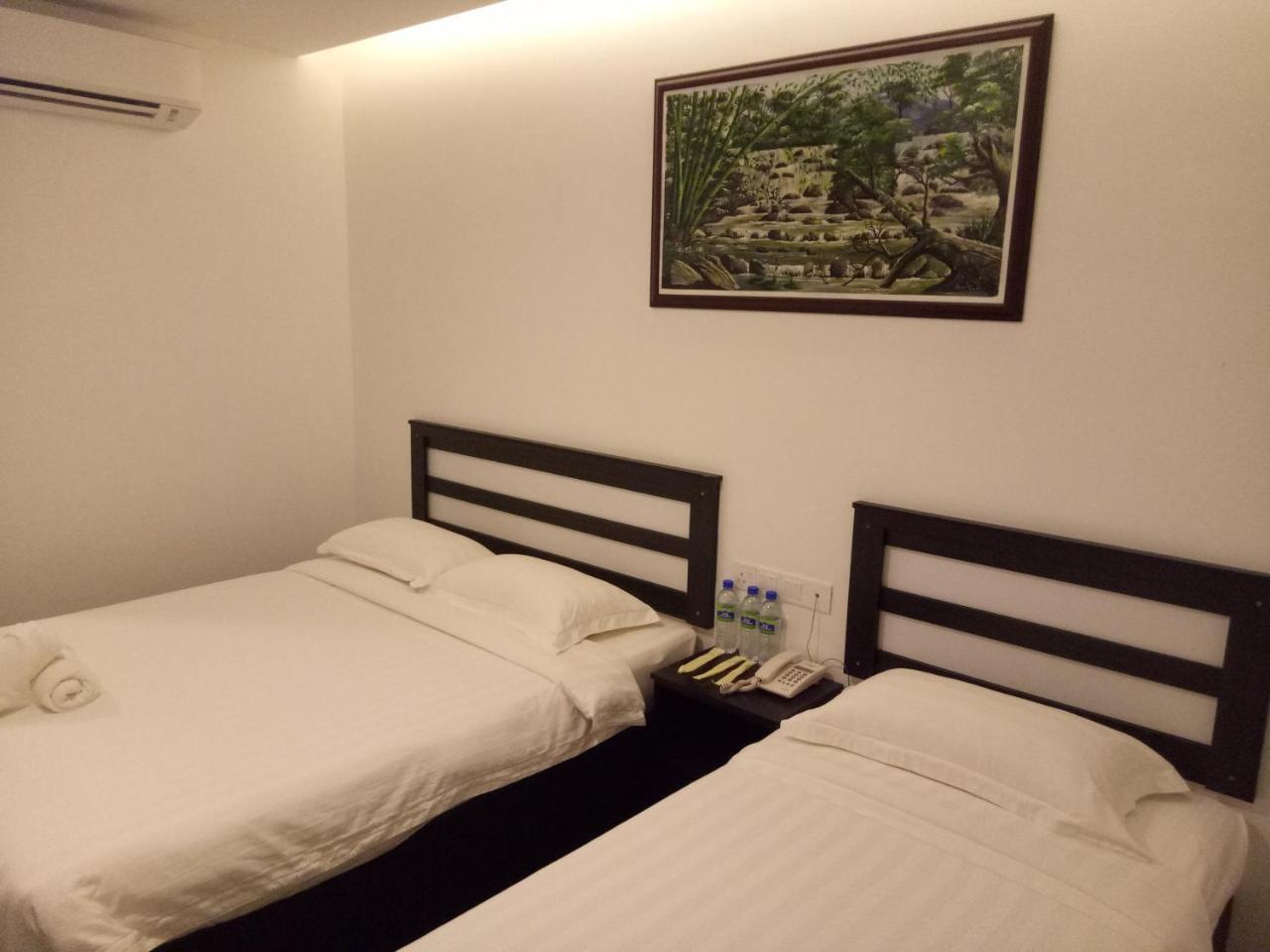 Hotel Sri Bernam Сабак Бернам Екстериор снимка