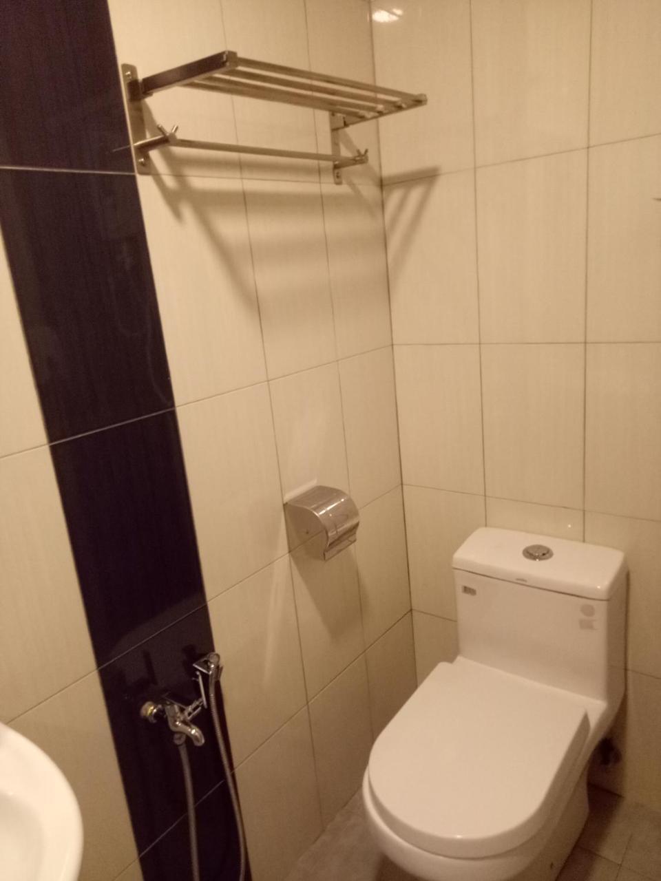 Hotel Sri Bernam Сабак Бернам Екстериор снимка