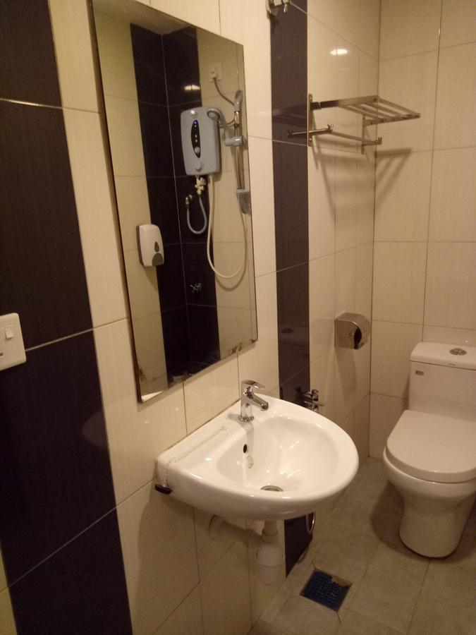 Hotel Sri Bernam Сабак Бернам Екстериор снимка