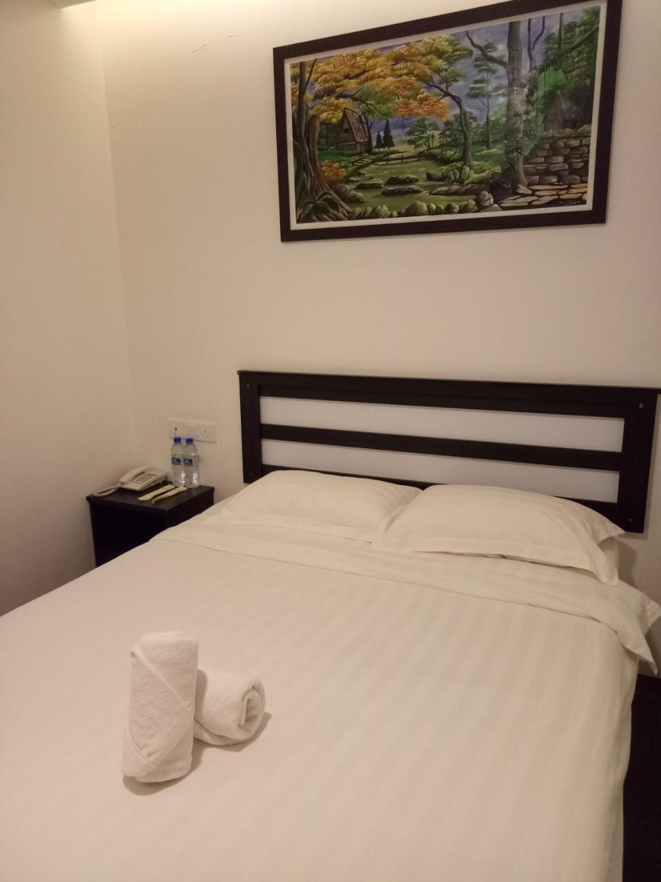 Hotel Sri Bernam Сабак Бернам Екстериор снимка