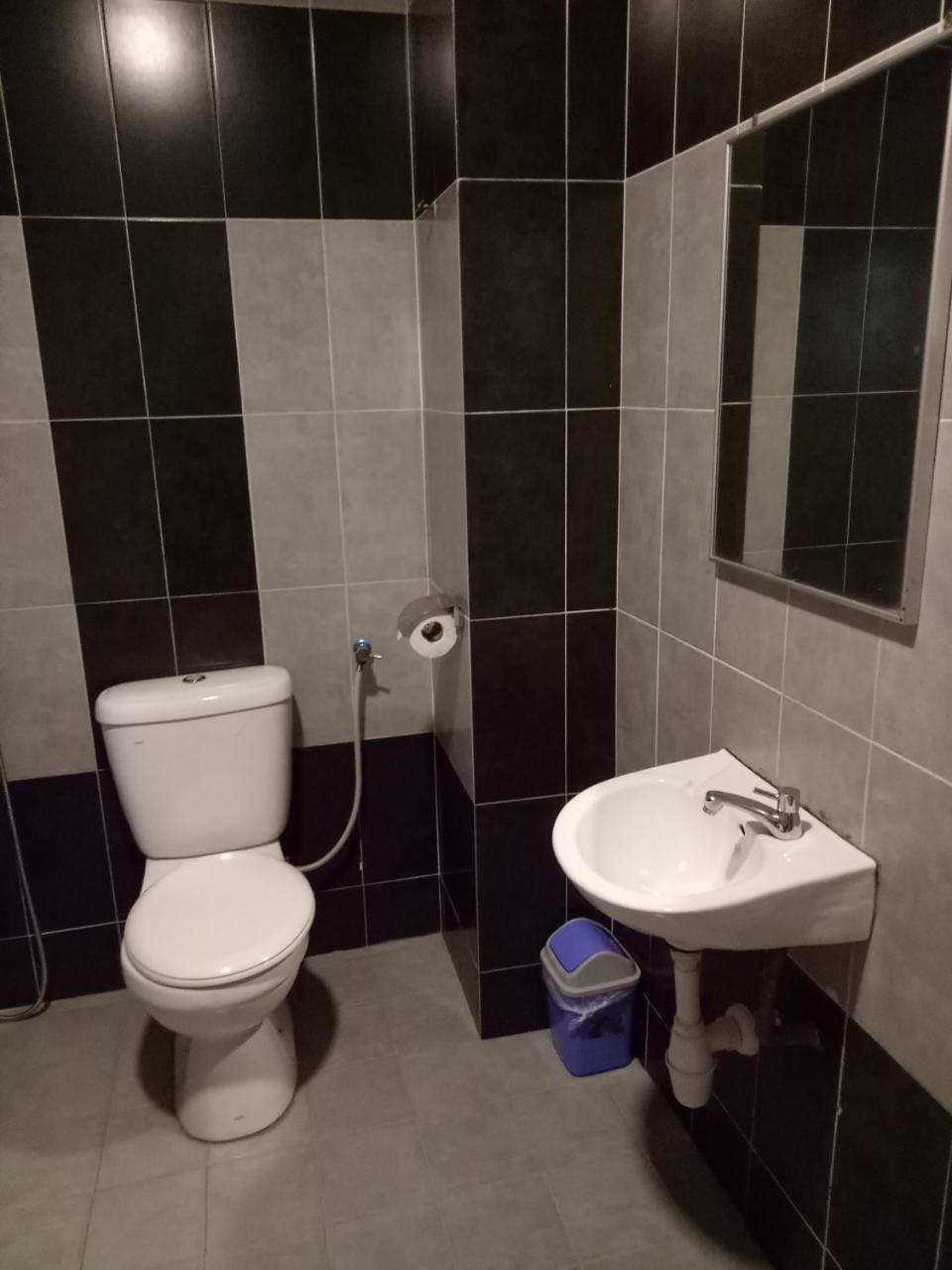 Hotel Sri Bernam Сабак Бернам Екстериор снимка