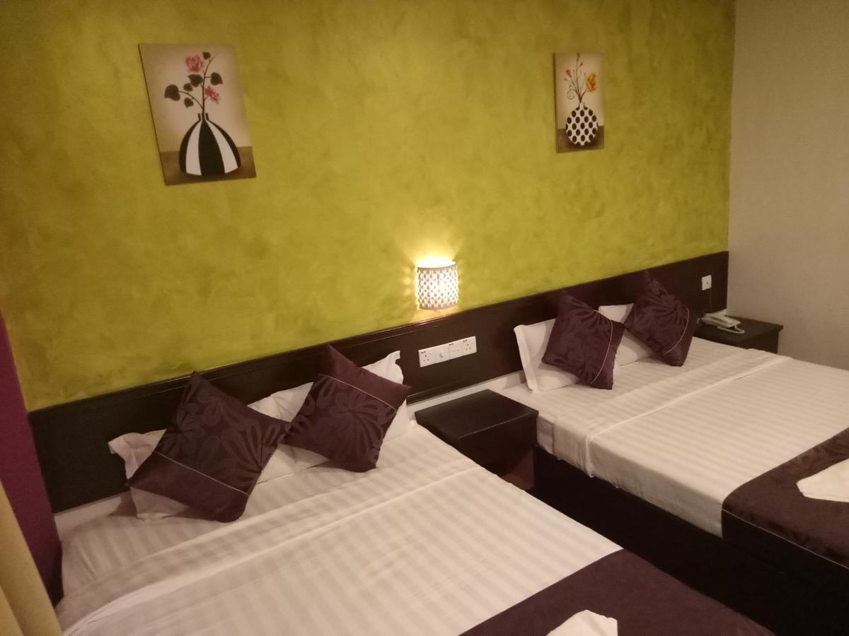 Hotel Sri Bernam Сабак Бернам Екстериор снимка