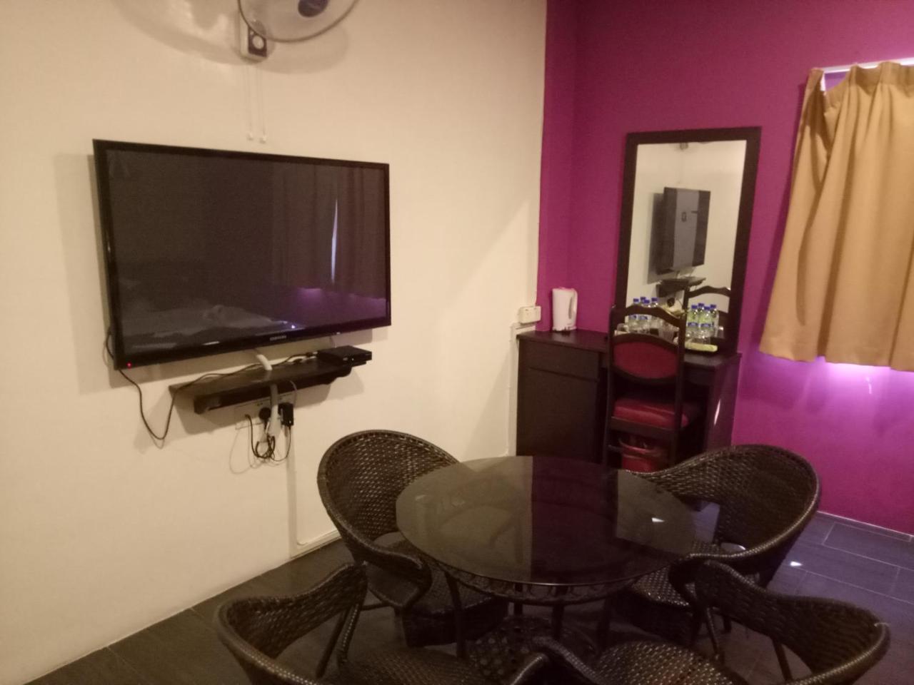 Hotel Sri Bernam Сабак Бернам Екстериор снимка